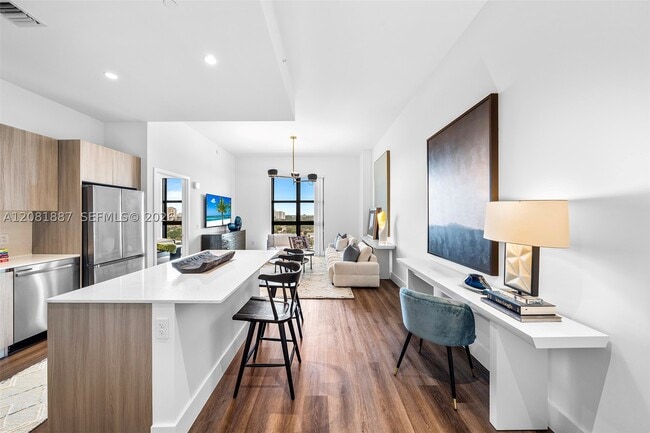 Photo - 2800 SW 27th St Unit 1408