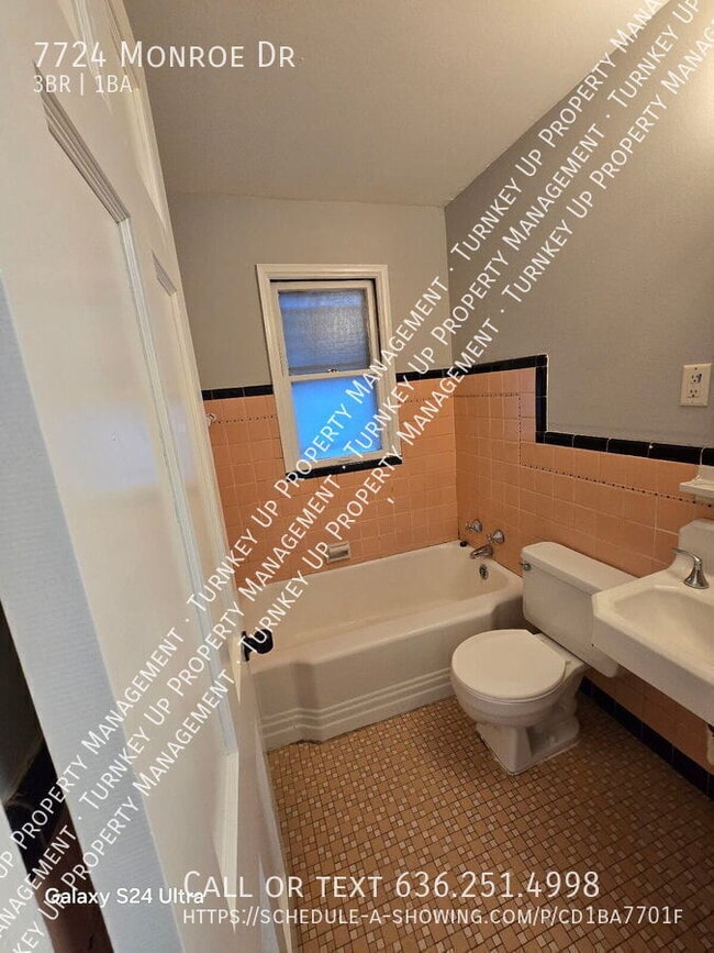 Photo - 7724 Monroe Dr