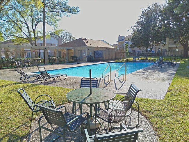 Photo - 800 Country Pl Dr Unit 909