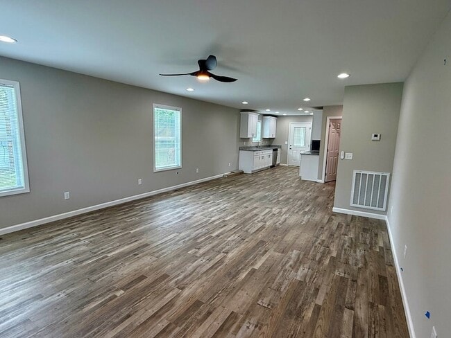 949 Indian Hills Rd