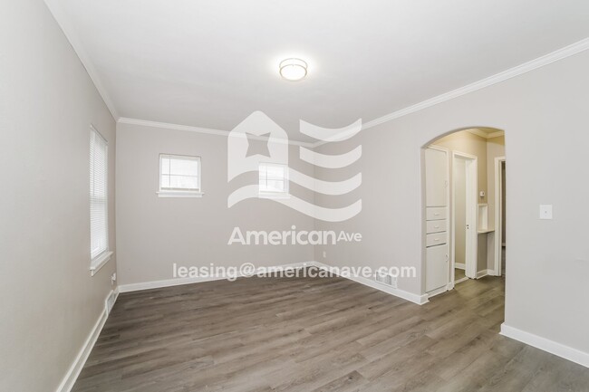 Photo - 813 W Melbourne Ave