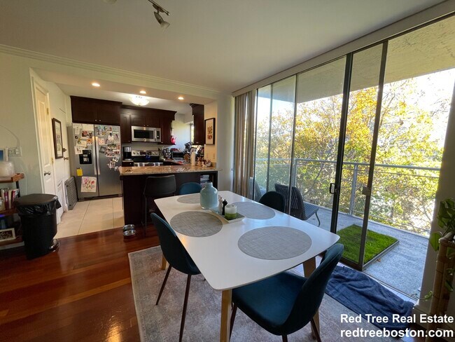 Photo - 70 Park St Unidad 65