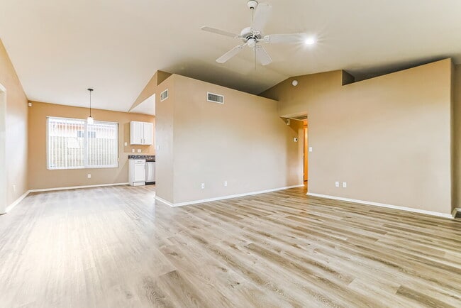 Photo - 4012 E Covina St