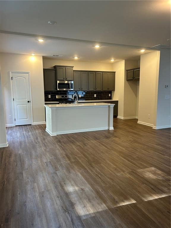 Photo - 138 Parkwood Dr