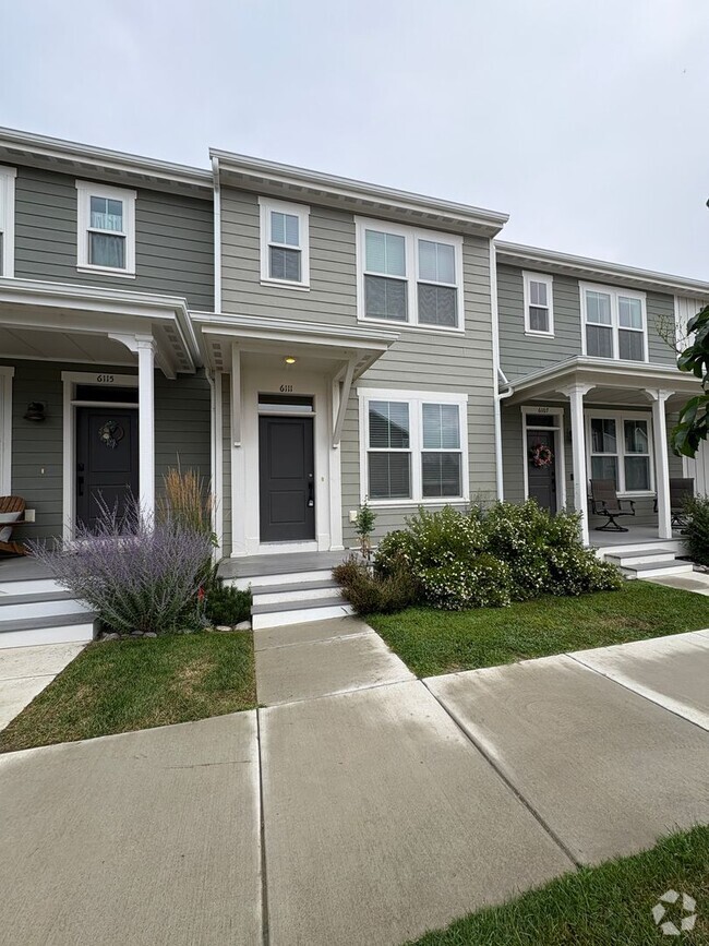 Building Photo - 2 Bedroom 2.5 Bathroom Duplex in the Annaf... Rental
