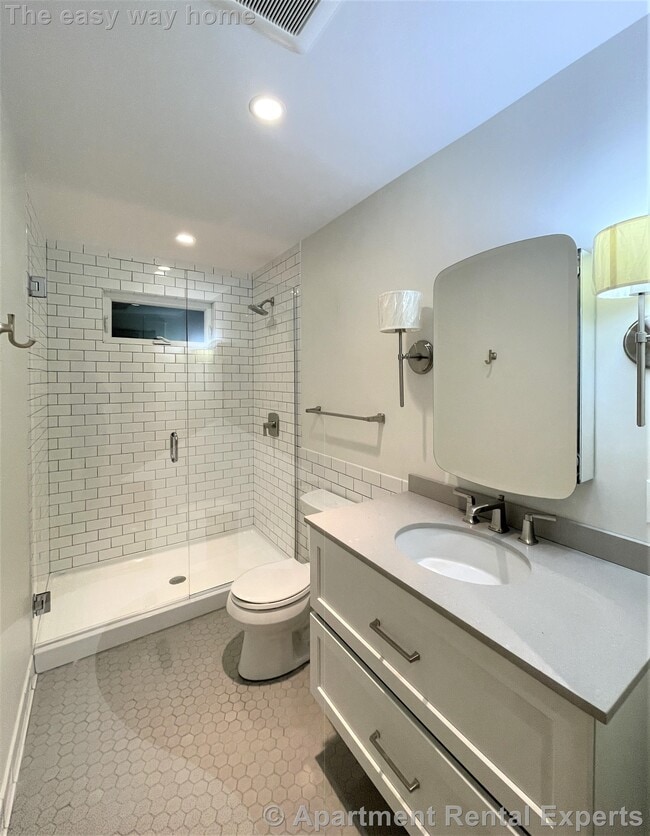 Photo - 70 Spring St Unit #2