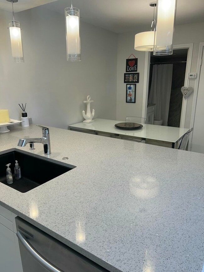 Photo - 2101 21st Ln