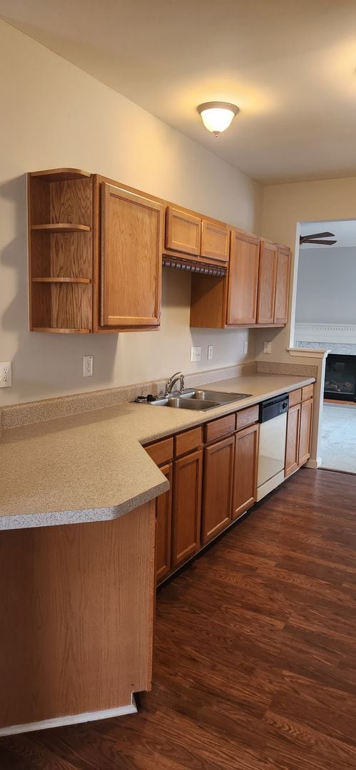 Photo - Greer, 2BD/2.5BA, 1480+/-SF Casa Adosada