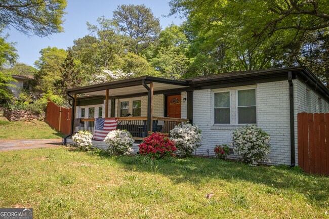 Photo - 120 Hillside St