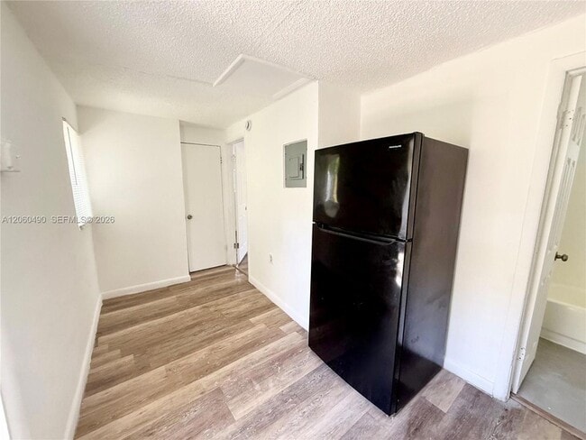 Photo - 2160 NW 29th St
