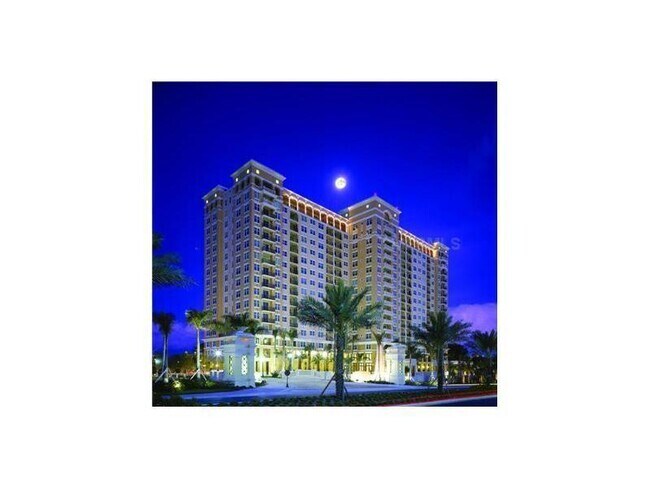 Building Photo - DOWNTOWN SARASOTA ANNUAL TURNKEY FURNISHED... Rental