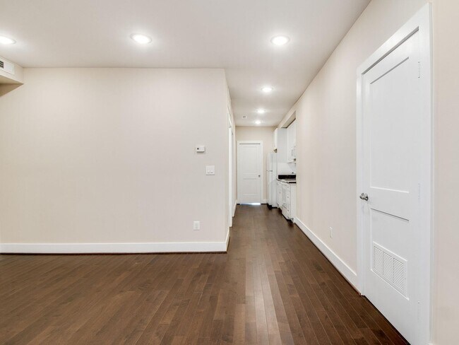 Photo - 1842 M St NE Unit #4