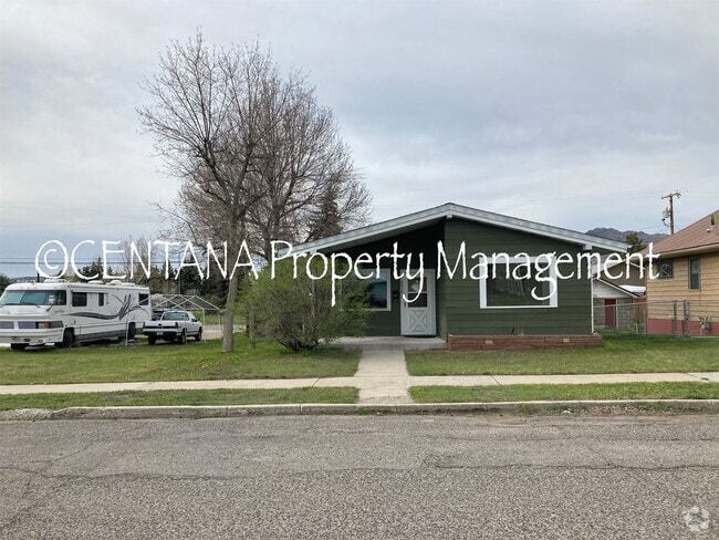 Building Photo - 2 bedroom home on the flats with a basemen...