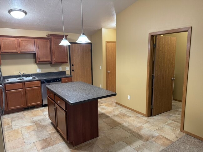 Meadow Ridge Apartments
