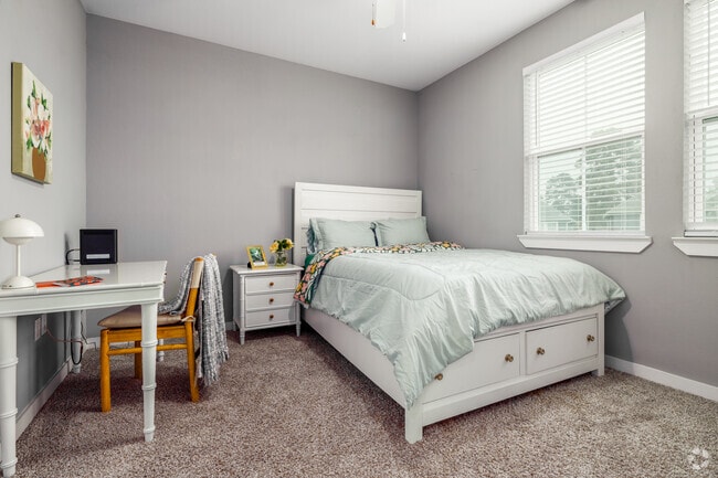 2BR, 2BA - 1,046SF - Bedroom