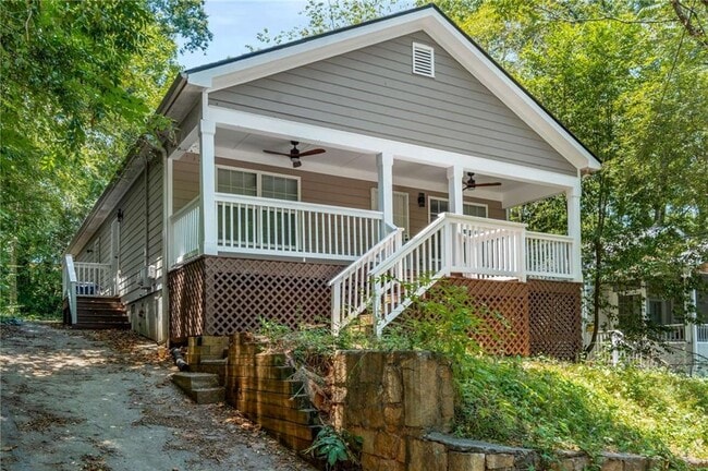 Photo - 1001 Sims St SW