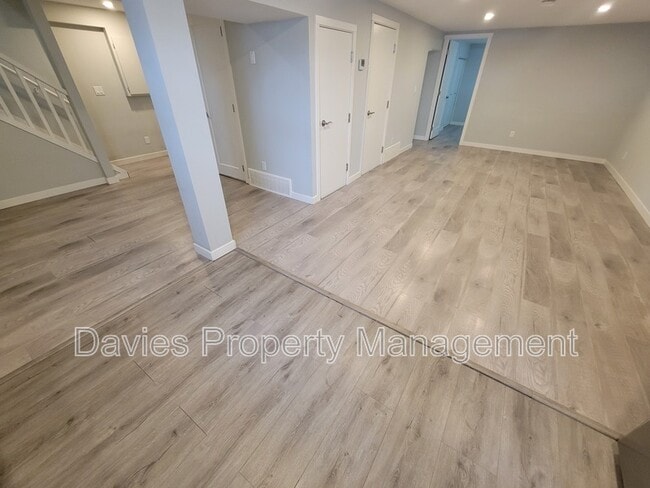 Photo - 8510-8152 152 St NW