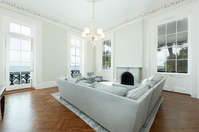 Photo - 1 E Battery Unit B