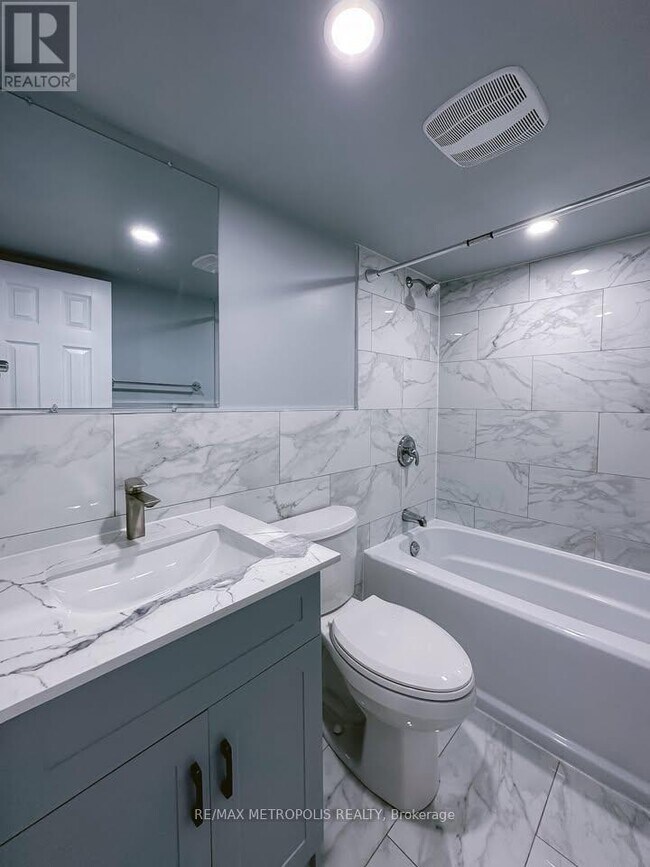 Photo - 87 Cadillac Ave S