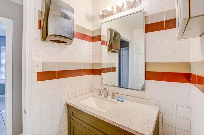 Photo - 11807 Greenmesa Dr