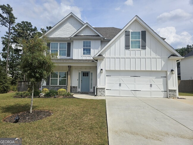 Building Photo - 16 Saint Georges Pl