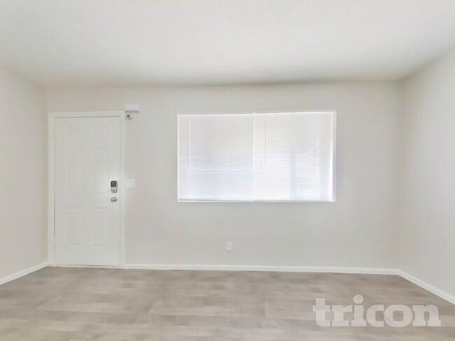 Photo - 1626 W Pepper Pl
