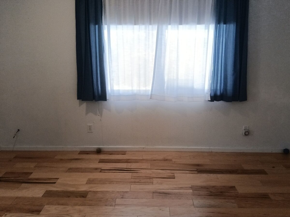 Photo - 3 Bedroom, 1.5 Bathroom Home! Schedule a Showing!