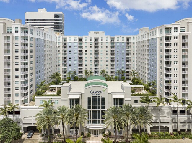 Photo - Camden Las Olas Apartments