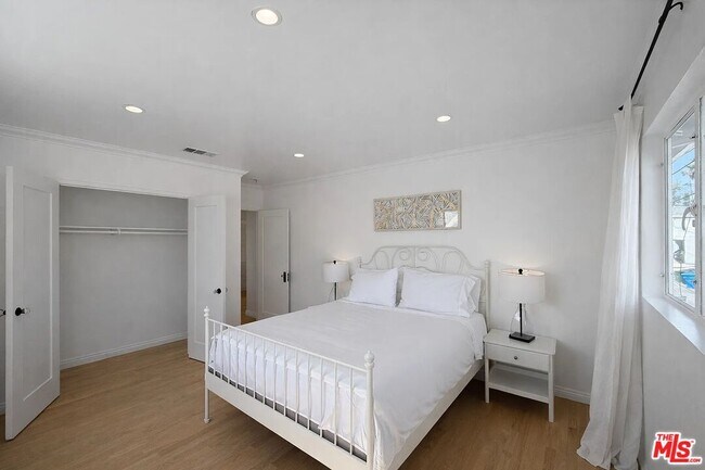 Photo - 1033 20th St