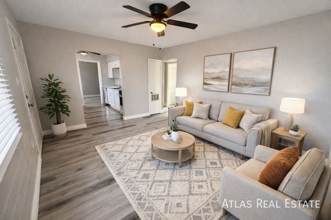 Photo - 1753 W Brown St