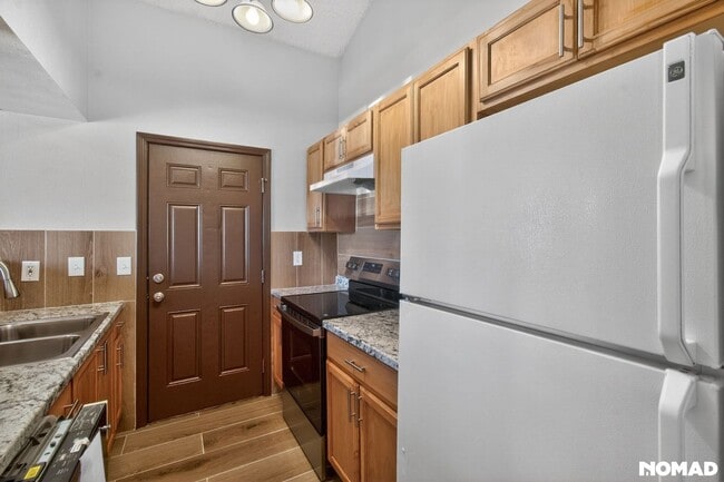 Photo - 17465 E Plateau Dr