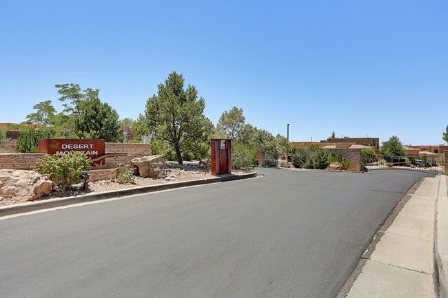 Photo - 6215 Goldfield Pl NE