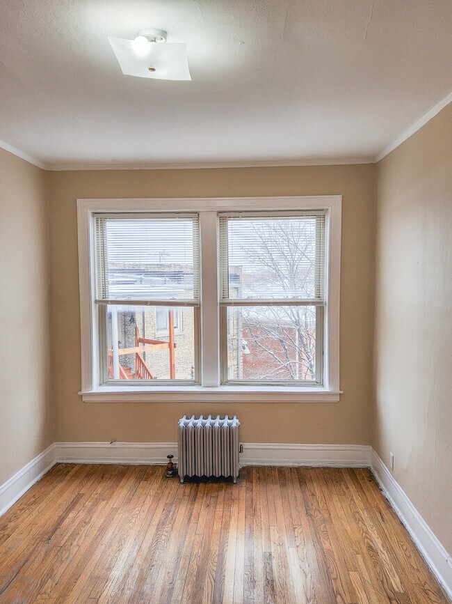 Photo - 4716 N Kenneth Ave Unidad #3