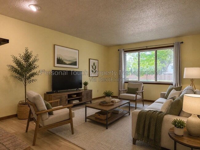 Building Photo - 3237 17th Ave S Unit Apartment 101