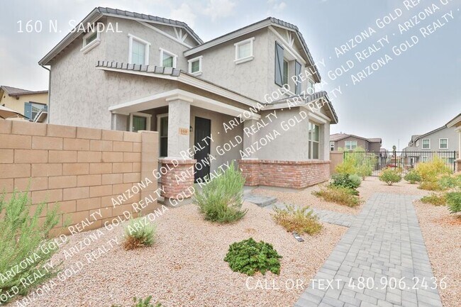 Photo - 160 N. Sandal-