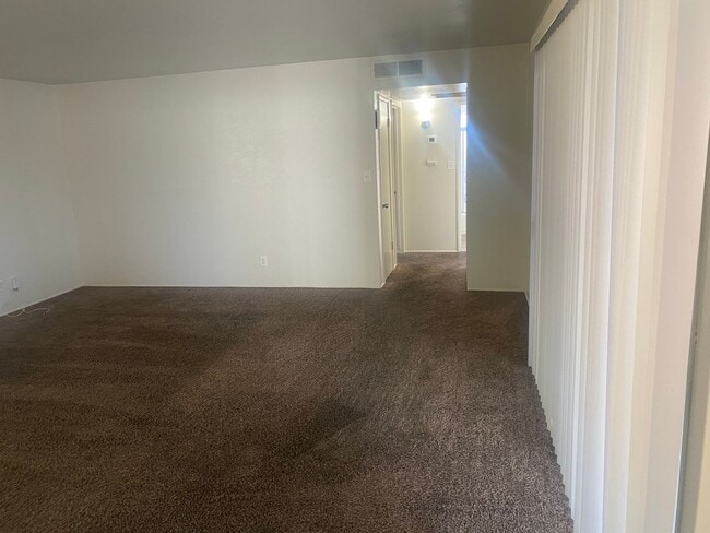 Photo - 808 E Kaweah Ave Unit 808 E. Kaweah #B