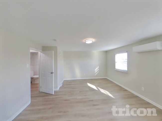 Photo - 12628 Chilton Rd