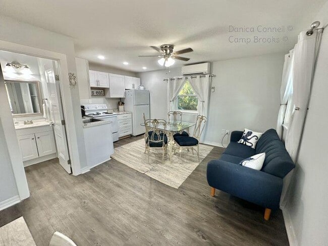 Photo - 229 Florida Blanca Pl SE