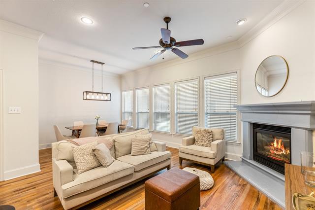 Building Photo - 1500 Pecos St Unit 7