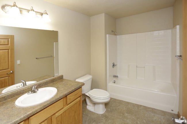 Bathroom - Meadow Ridge Apartments