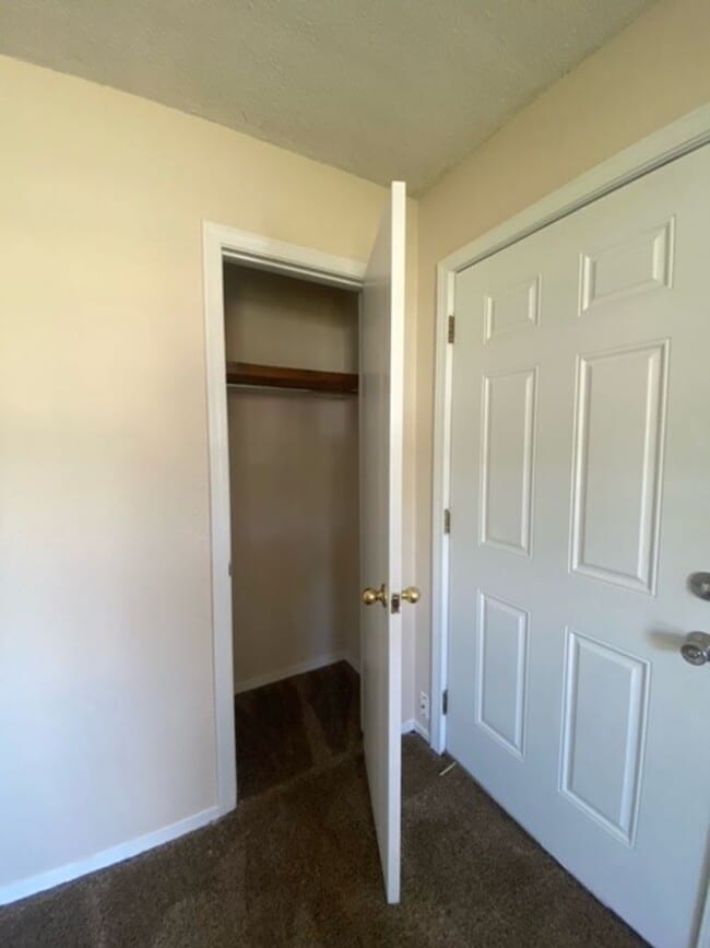 Photo - 1437 N Wabash Ave