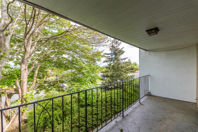 Photo - L730 Harrier Unit #1