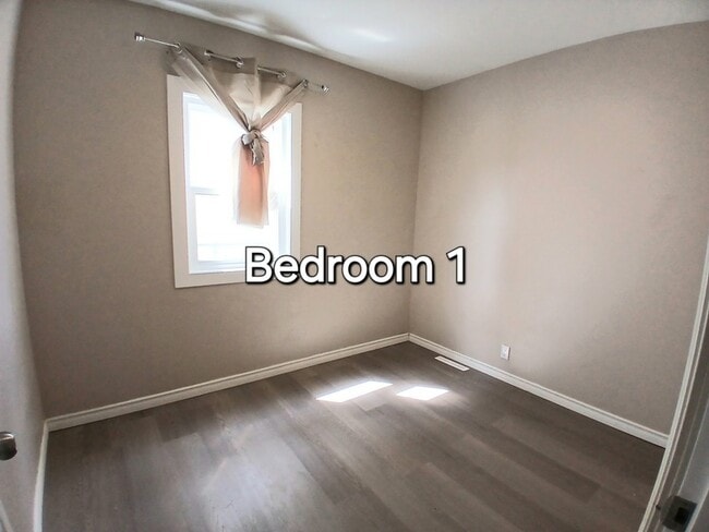Photo - 4629-4118 118 Ave NW
