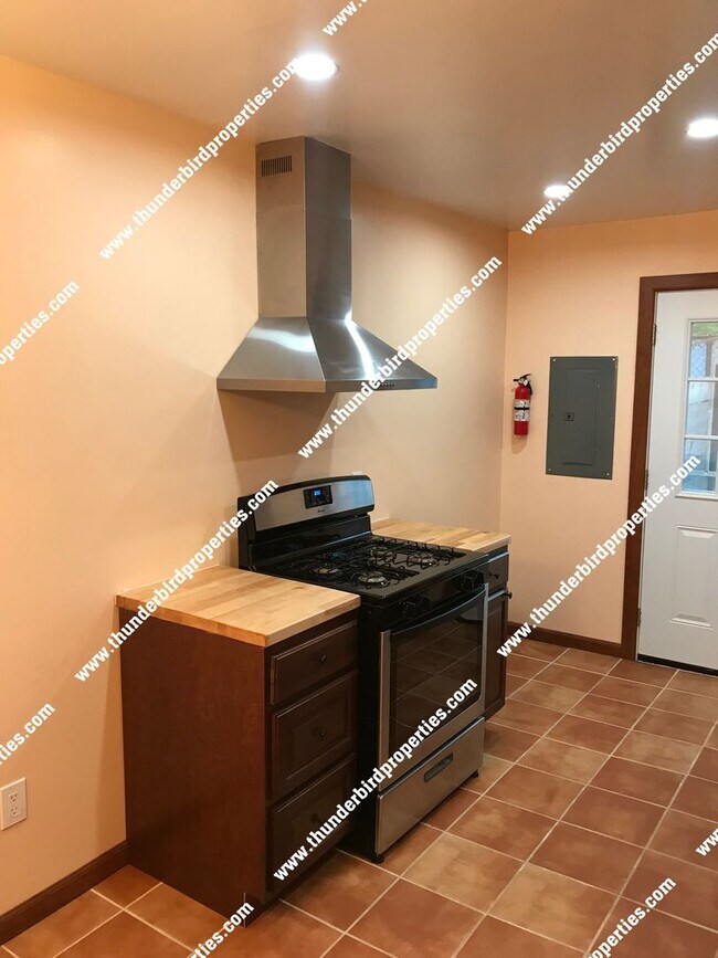 Photo - 1309 San Mateo Unit 1309 San Mateo