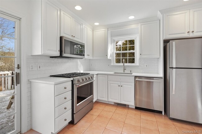 Photo - 89 Huntville Rd