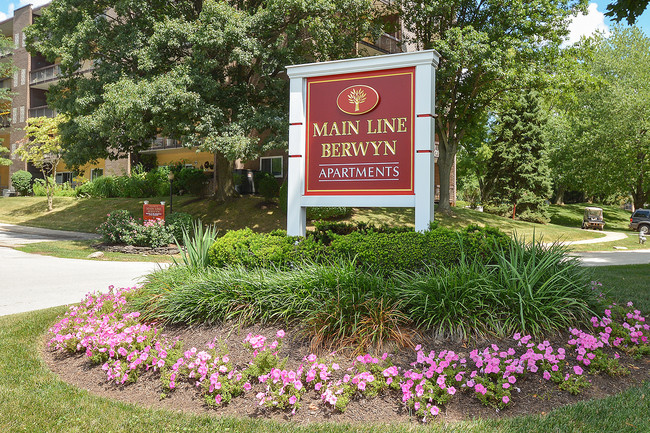 Main Line Berwyn Apartments - Main Line Berwyn Apartments