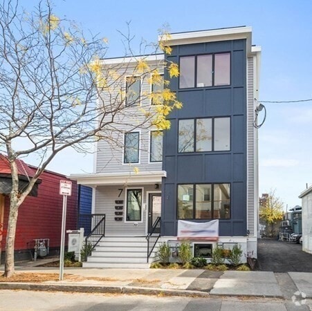 Building Photo - 7 Springfield St Unit 2 Rental