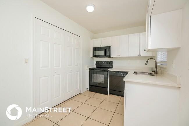 Photo - 5545 Fifth Ave