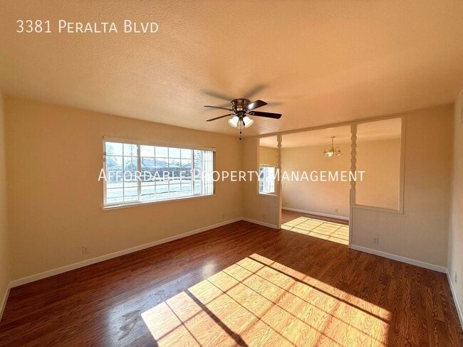 Photo - 3381 Peralta Blvd