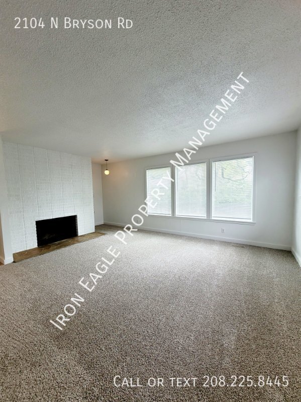 Photo - 2104 N Bryson Rd